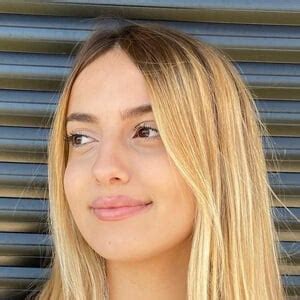 sarah estanislau|sarah estanislau .